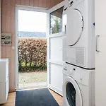 6 Person In Bjert
