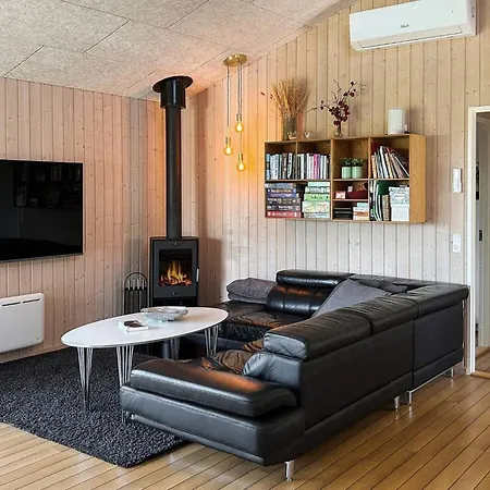 Tatil Evi 6 Person In Bjert Binderup Strand